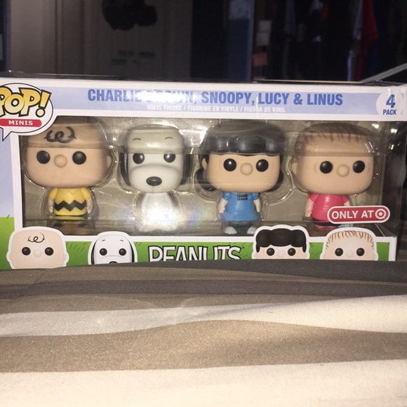 snoopy funko pop keychain